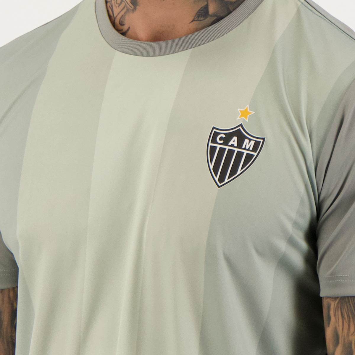 ⚽ Menor preço já postado ⚽ Camisa Atlético Mineiro Hovel Cinza Tamanhos disponíveis: P, M, G e GG R$37,58 no PIX 🎟️ Use o cupom PAI7FUT 🛒 tidd.ly/3NR1w3k