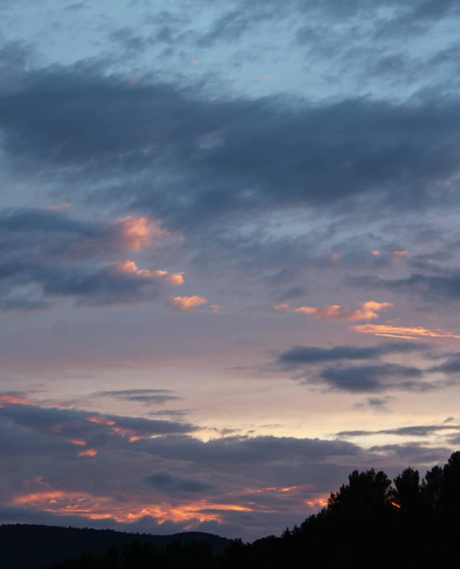 Marie_Boetti's tweet photo. Le coucher de soleil et la nuit dans le sud de la France 📷 #photography #sunset #sunsetphotography #night https://t.co/osqQpkUL3S