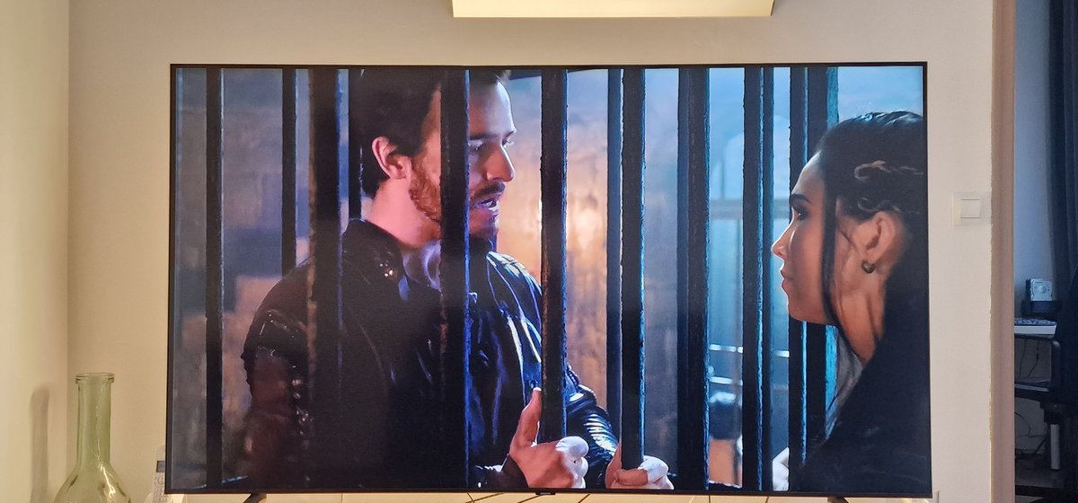 Jean_olivier_73's tweet image. Watching #TheOutpost 4x02...and again, poor Garret is in jail!