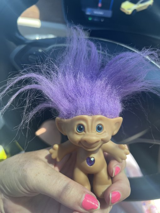 Who had a troll doll growing up? #troll https://t.co/IcIAel99ah<a href="/tag/troll"class="tags">#troll</a>