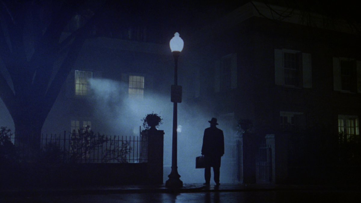 THE EXORCIST (1973) Cinematography by Owen Roizman Directed by William Friedkin RIP Mr. Friedkin 💔