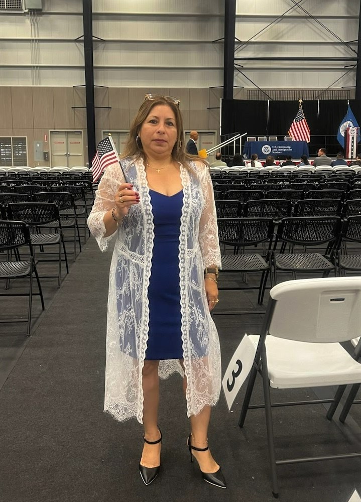 Building_Skills's tweet photo. Maria Silva #propertyservice worker in #Sacramento. Her story in America begins 30 years ago when she migrated to the US from Central Mexico.
She is a graduate of BSPβs #Citizenship and #CivicEngagement courses, which supported her in her ultimate goal of becoming a #USCitizen https://t.co/AmqvqDd9SY