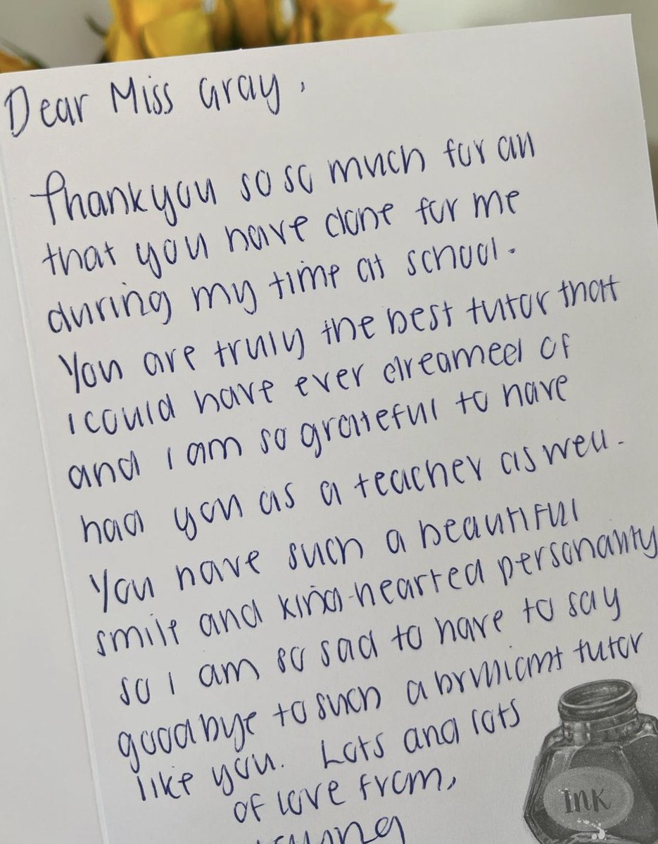 MissGrayEnglish's tweet photo. Reflecting on the past 3 years of teaching and I just came on here to say I love my subject, my job and the children I’ve taught so far 👩🏽‍🏫❤️ https://t.co/rYJjZU51jw