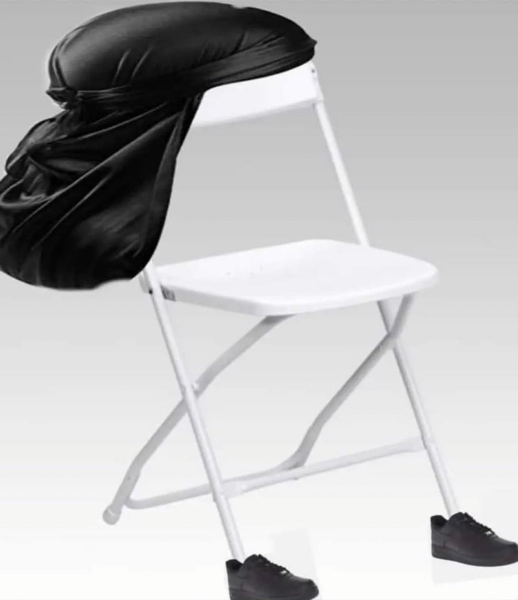 Nobody: 

Foldtrayvious Chairontay Johnson: