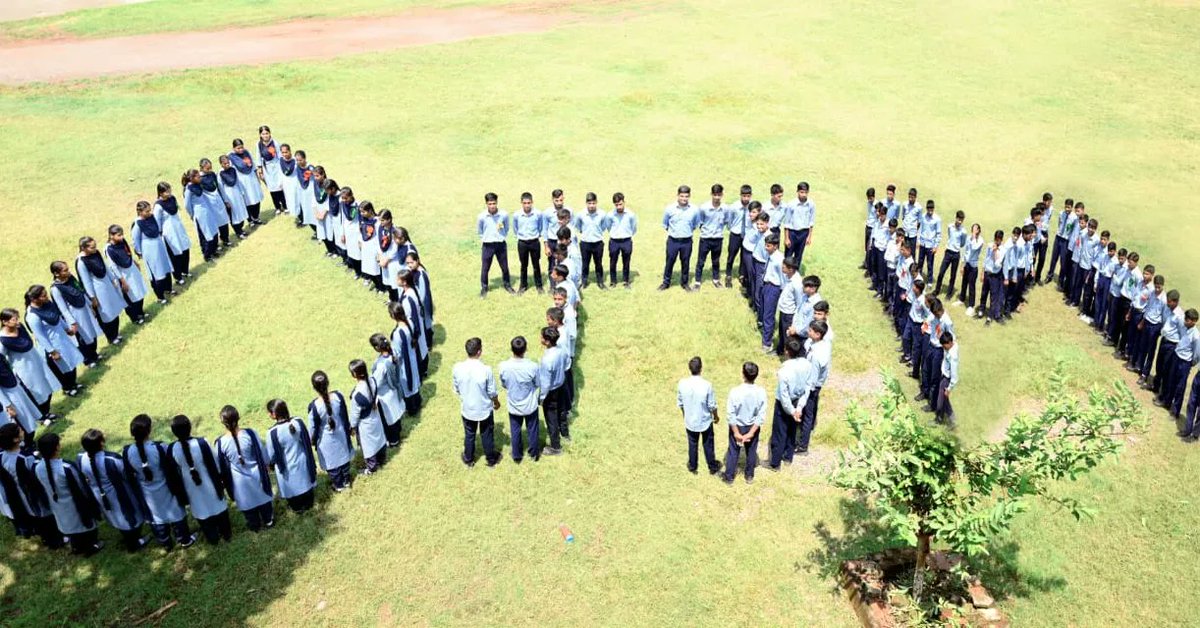 JJM_JK's tweet photo. On 7th day of the #JalJeevanMission's fortnight, in the UT of J&amp;K, a total of 936 inspiring activities have been carried out, bringing our cumulative achievements to an impressive 2879 activities. District Pulwama takes the lead with 170 impactful activities.
@MoJSDoWRRDGR https://t.co/7rBT8SKtcV