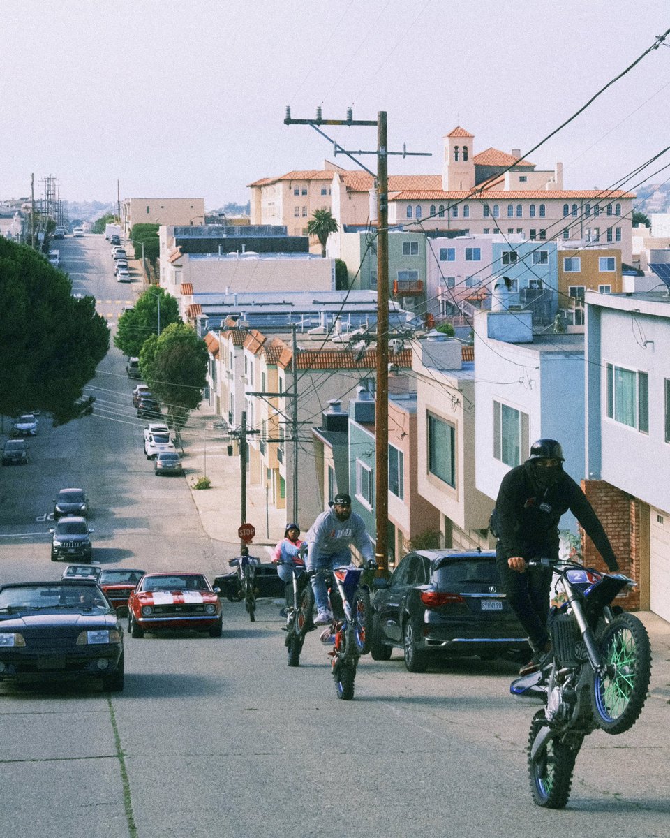 ripmiggs's tweet image. space in time 📷