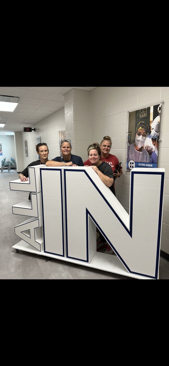 lard_pam's tweet photo. Health Science teachers are “ALL IN”and setting up in the new health science wing! @HumbleISD_KHS @HumbleISD_CTE https://t.co/6f6DTVsFul