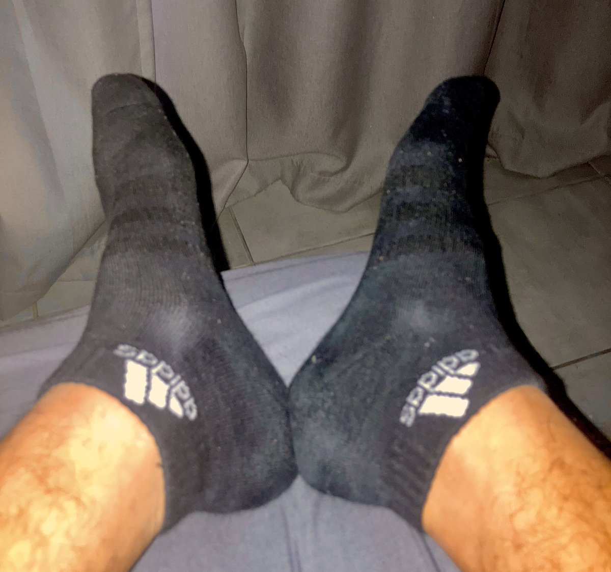 joshuabroeks's tweet photo. The Bulge vs The Feet. Choose your fighter

#gaytwitter #dick #feet #socks #gaycock #uncutcock #greysweatpants #uncut #horny #bigdick https://t.co/bbzt2R4tas