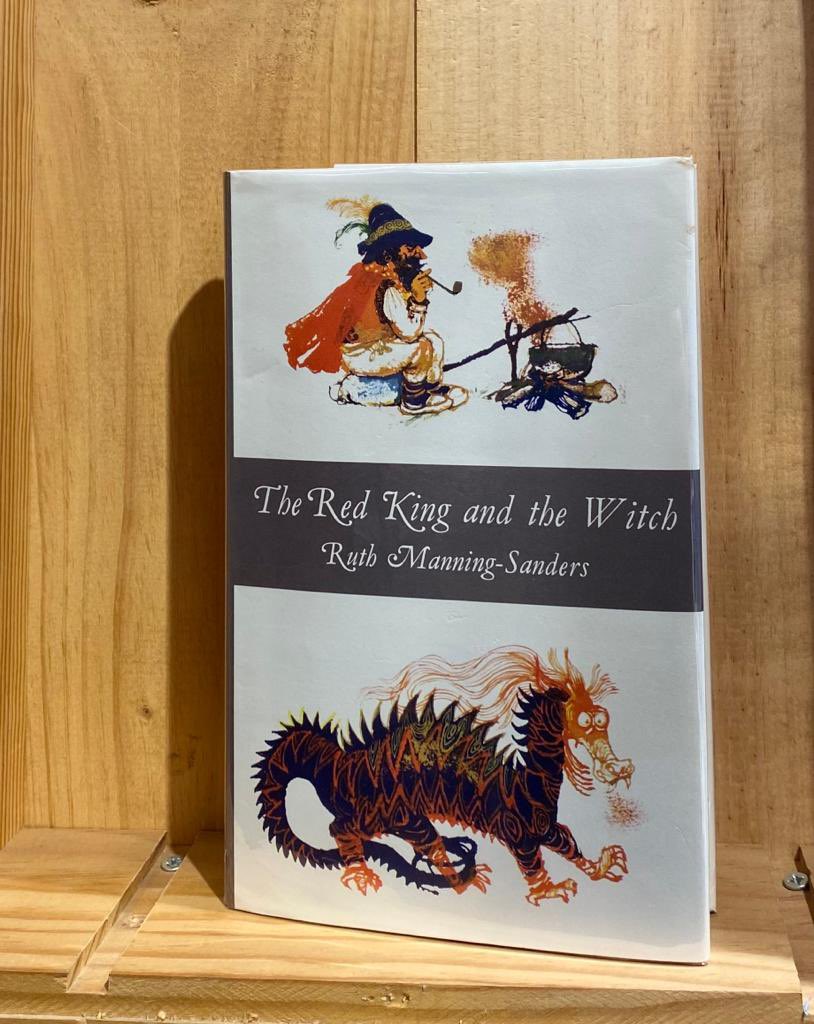 'Mother, I must away and see the world, or I shall go mad.'

#bookstore #london #londonbookshops #henrypordes #vintagebooks #henrypordesbooks #oldbooks #theredkingandthewitch #ruthmanningsanders #firsteditionbook