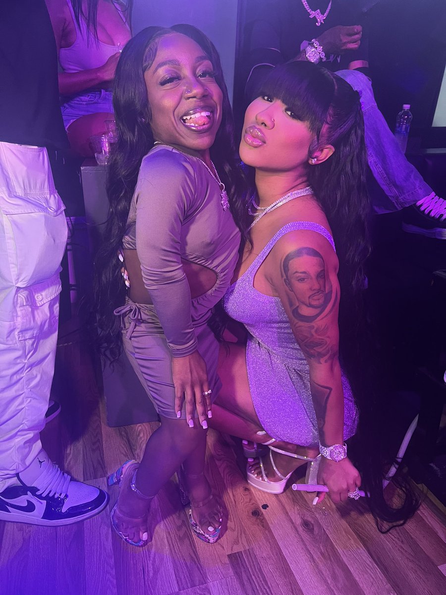 Keeshlinooo tweet media