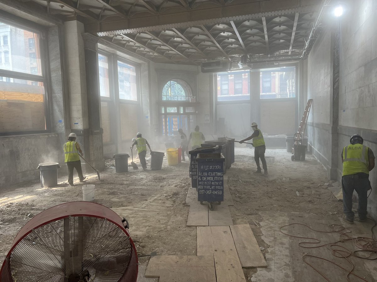 Ronnie Fieg tweet media