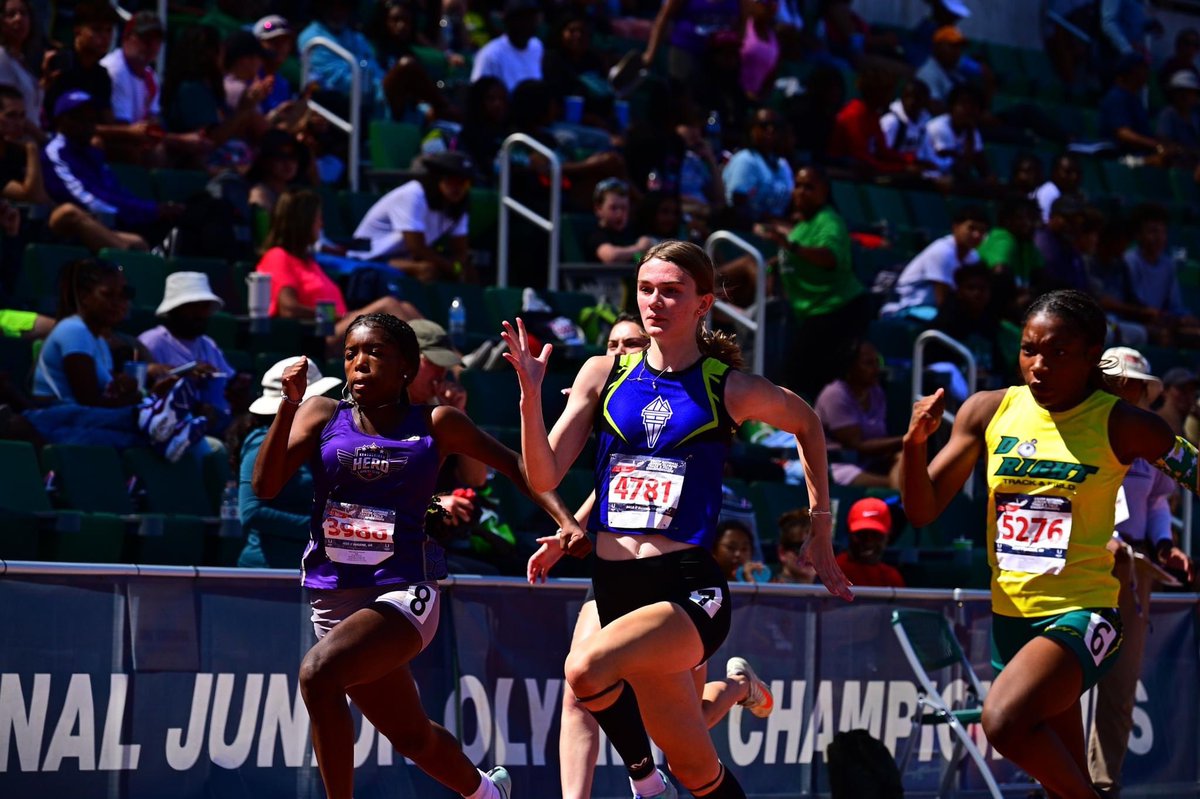 PrepRunningNerd's tweet image. Nerd Dawg at USATF nationals.  Great venue.  Incredible Nebraska athletes.  Stunning photos captured by Nerd Dawg.  

Hundreds of photos in three albums at Facebook.com/PrepRunningNerd