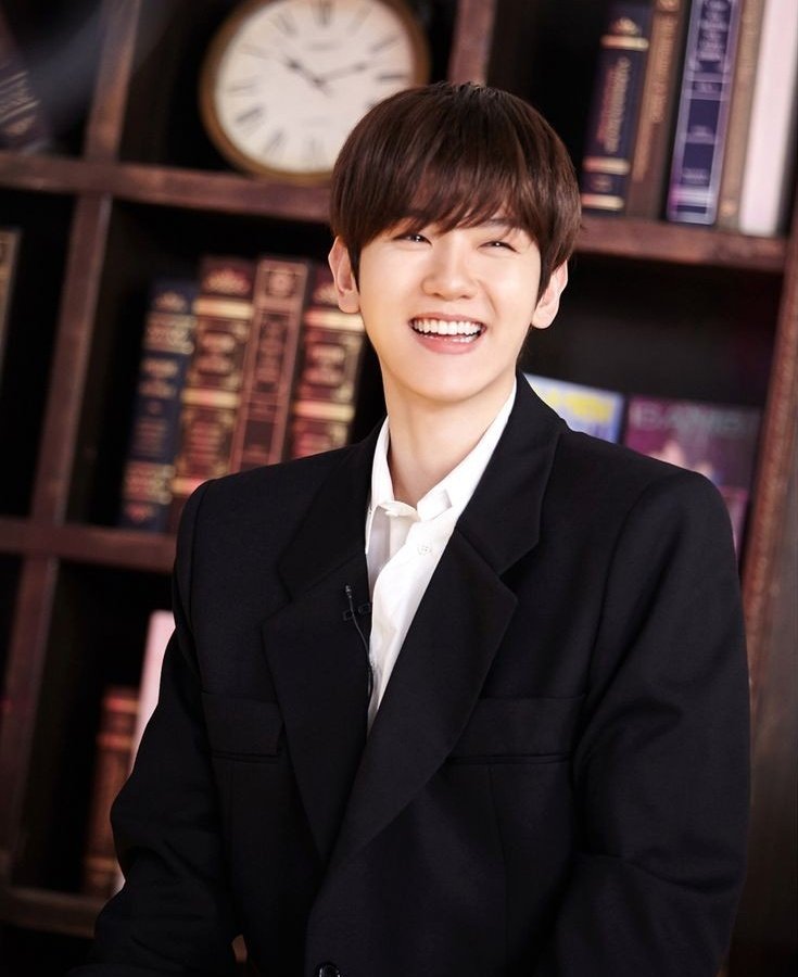 بهت افتخار میکنم رییس بیون🥹😍
BAEKHYUN
#엑소 #백현
<a href="/weareoneEXO/">EXO</a> <a href="/B_hundred_Hyun/">Baekhyun_EXO</a> 
<a href="/layzhang/">Lay Zhang</a>