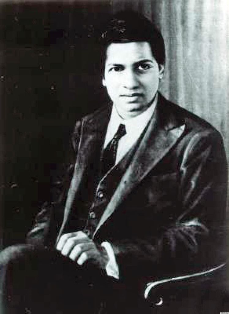 PhysInHistory's tweet photo. Ramanujan’s lost notebook is a trove of around 600 mathematical formulas, discovered in 1976 by the mathematician George Andrews. The manuscript, spanning 87 unpaginated, disheveled sheets, had remained hidden in the depths of the Trinity College library in Cambridge until Andrews stumbled upon it. 

The findings brought to light another dimension of Ramanujan’s mathematical prowess that had remained untapped and unexplored for decades.

Full story: https://t.co/ZNcmmCQL67