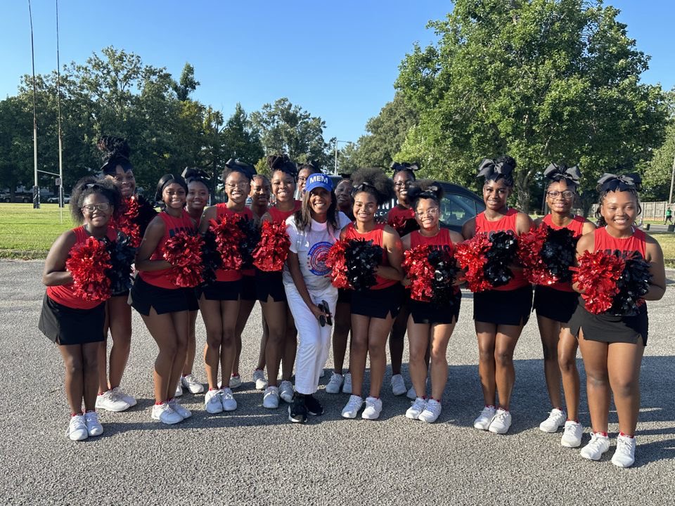 MSCS_CCTE's tweet image. A few members of #TeamCCTE participated in the Annual @MSCSK12 Back to School Unity Run/Walk, all while being cheered on by the Middle College HS Cheerleaders! 🎉(@MemphisMCHS) 

#exposeexploreemploy #readygrad #cteprograms #middlecollegehighschool #backtoschool