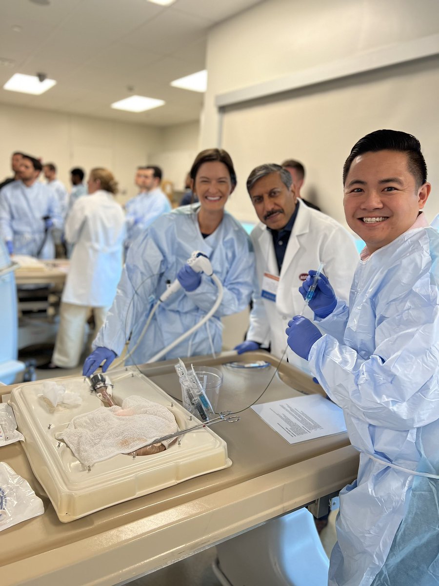 ERowlandMD's tweet photo. Wonderful weekend with the two best co-fellows at @ASGEendoscopy first year fellow course full of learning, laughter and networking! Grateful for our amazing PD @YasminAlishahi &amp; @uazmedphx for supporting this opportunity! #GITwitter #Medtwitter https://t.co/4mHSg2evYb