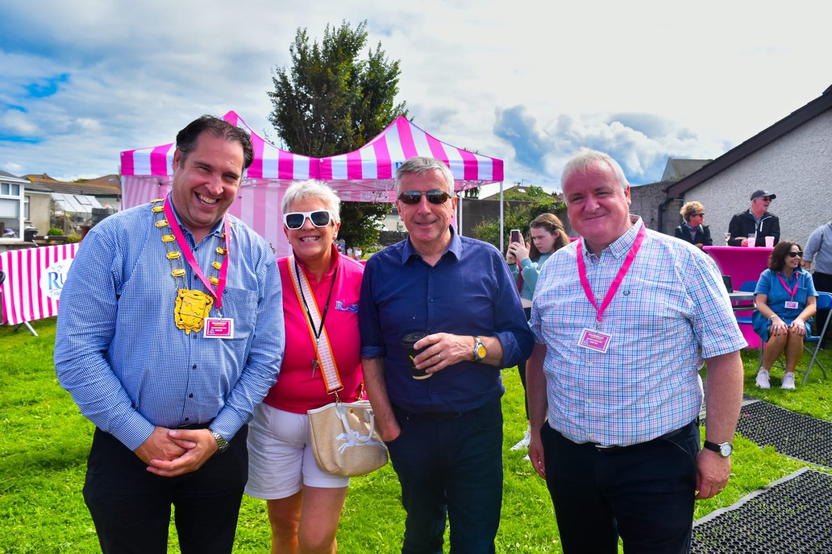 AdrianHenchy's tweet photo. Well what a spectacular finale to the Fingal-@RushTourism  Harbour festival with the stunning AirShow today. Delighted to be in attendance as Mayor of @Fingalcoco over the 3 days. A massive well done to Angela,Anne,Eimear,Clodagh &amp; Niall for all they do to make it happen👏👏#Rush https://t.co/sIBaA5Jp28