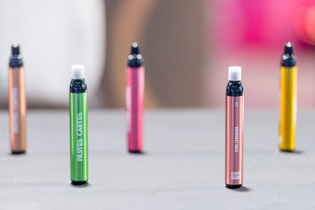 exhalarvape's tweet photo. Esco bars 2500 puffs ... to get ur premium one the link in bio ❤‍🔥

Exhalar Vape booth at MEVS expo 2023 - 8/7/2023 🌬🔥
Strictly +18🚫
#exhalarvape #exhalar #vape #vapes #escobars #torch #disposable 💨
#MEVS #vapeexpo2023 #cairo #egypt #expo #vapeexpo #cootyevents #ahmedcooty https://t.co/LwdTA9ThYu