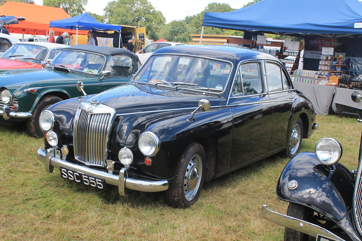 Smart looking MG ZB Magnette