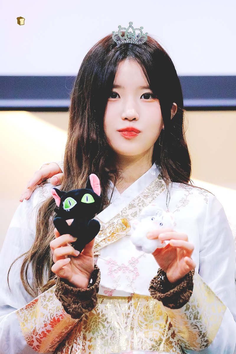 230805 #프로미스나인 #fromis_9 #송하영
<a href="/realfromis_9/">fromis_9 [프로미스나인]</a>

🐱🐹
