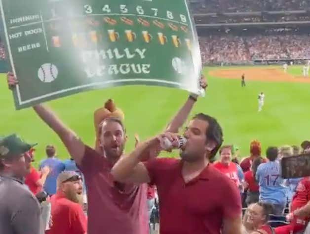 barstoolsports's tweet photo. Philly Legend Cements His Place In History By Dummying The 9 Hot Dogs, 9 Beers, 9 Innings Challenge https://t.co/KEyDhH6ZX1 https://t.co/XdKVingltW