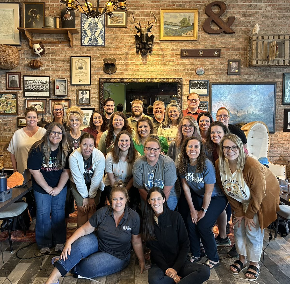 CSISDedtech's tweet image. 2023-2024 College Station ISD Digital Learning Ambassadors!  #techwithheart
#SUCCESScsisd #csisdKICKOFF23 @CSISD