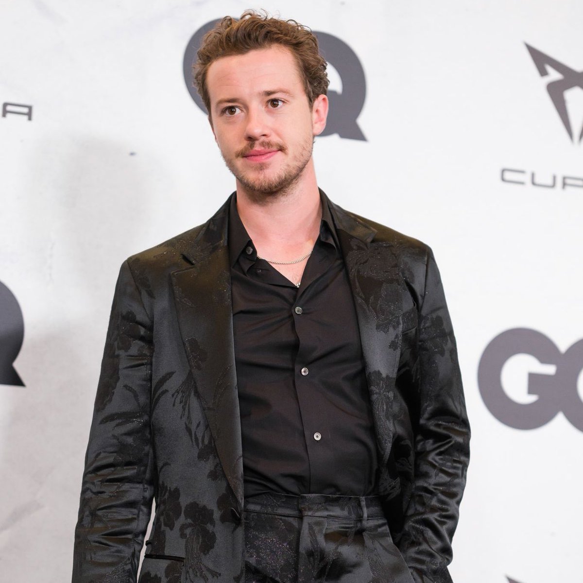 josephquinnbr's tweet image. Ken                                            Ken me dera