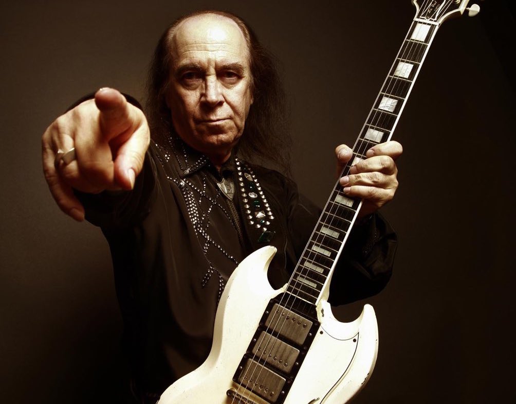 Uçan Karga tweet media