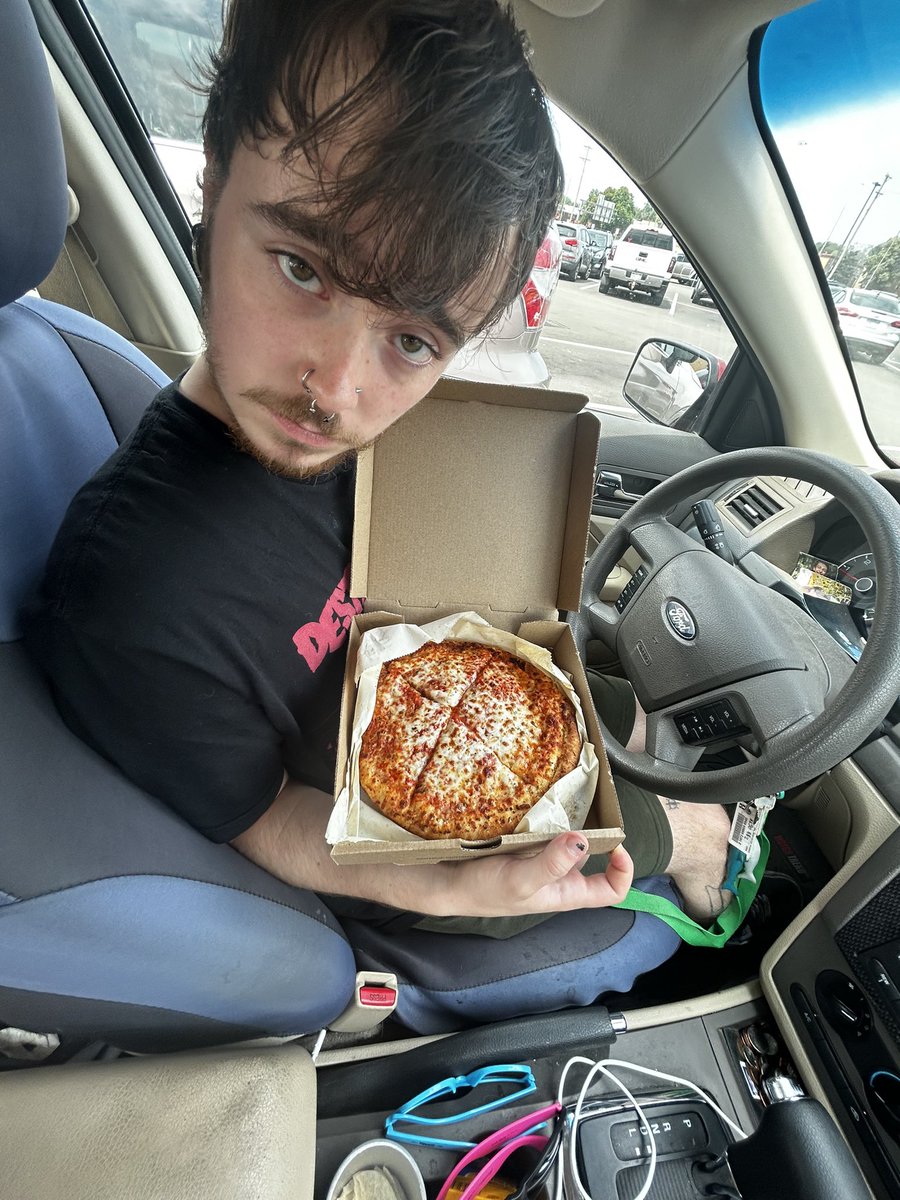 classycheet0's tweet photo. haters will say it’s fake https://t.co/Q5O9p63qpD