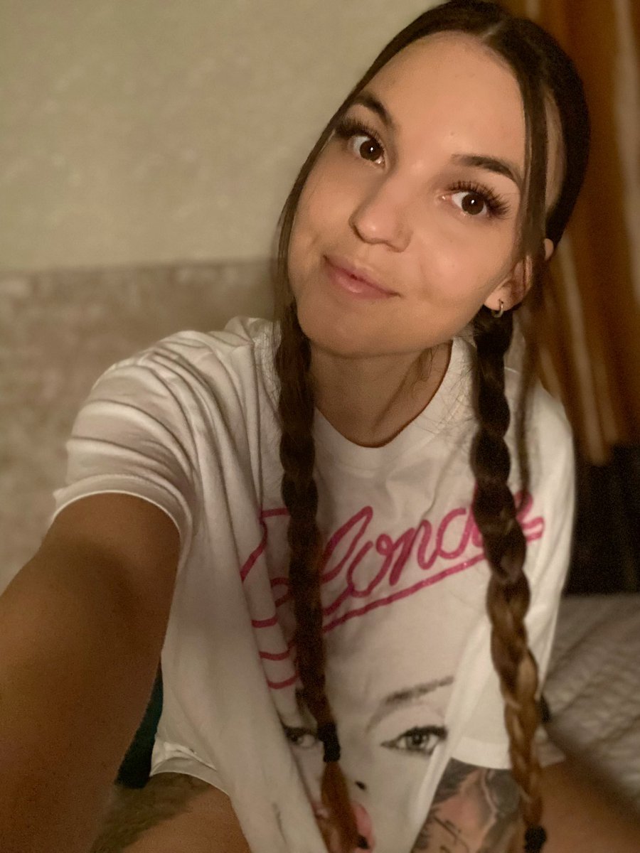 Gymbunny_offi 💋 Bavarian (German) Girl ⭐️ tweet media
