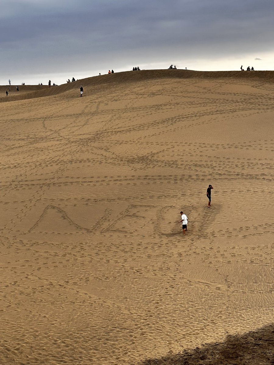 sdrogoblur's tweet image. RAGAZZI NO NON FATELO