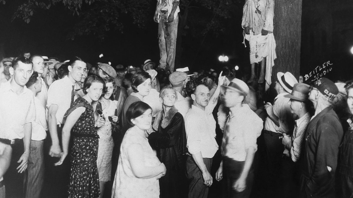 MarkDewberry1's tweet photo. Please dont come trying to rain on our collective parade of cultural pride, cause y’all had y’all time to gather &amp; marvel in our pain… difference is they totally deserved everything that happened to them on that dock. Can y’all say the same for y’all side? #ChairUp #StrangeFruit https://t.co/DQUuOlJ1dy