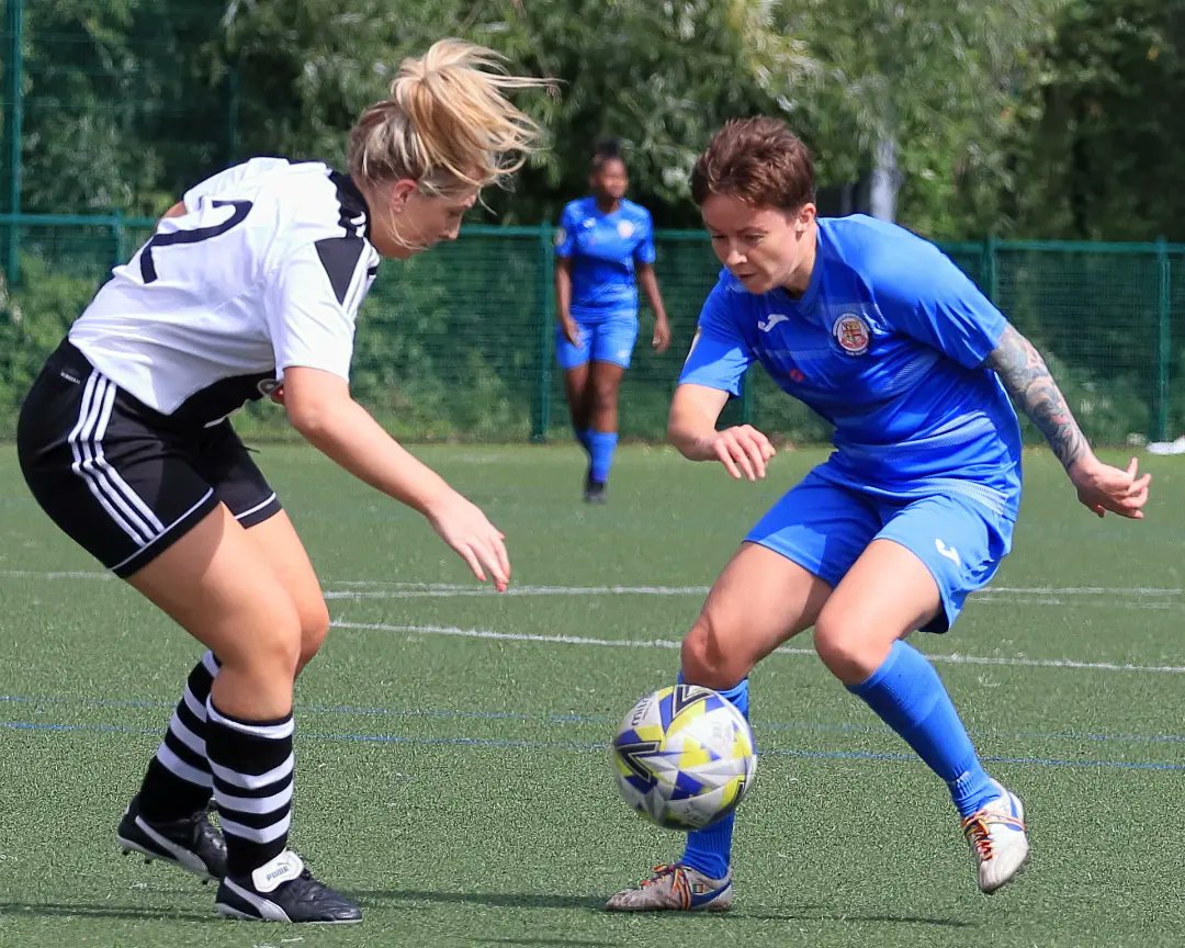 CroydonWFC's tweet photo. 2nd half goals from Carina, Aoife & Jamilly saw us come from behind to beat a determined @TootingBecFC side.
Good luck for the season ahead
#WeAreCroydon #OneCroydon #TheNextStopWillBe
@FirstGroupplc @unitelondonitc @agiltima @DandG_Global @HerGameToo @ces_locums https://t.co/qu2E768ZGL