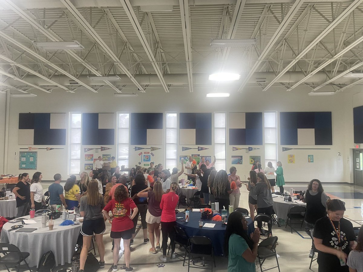 MsCodiCummings's tweet image. PD days can be bland but when your principal dresses up as her alter ego wrestler “Boss Lady” for ultimate rock paper scissors, everyone has fun!