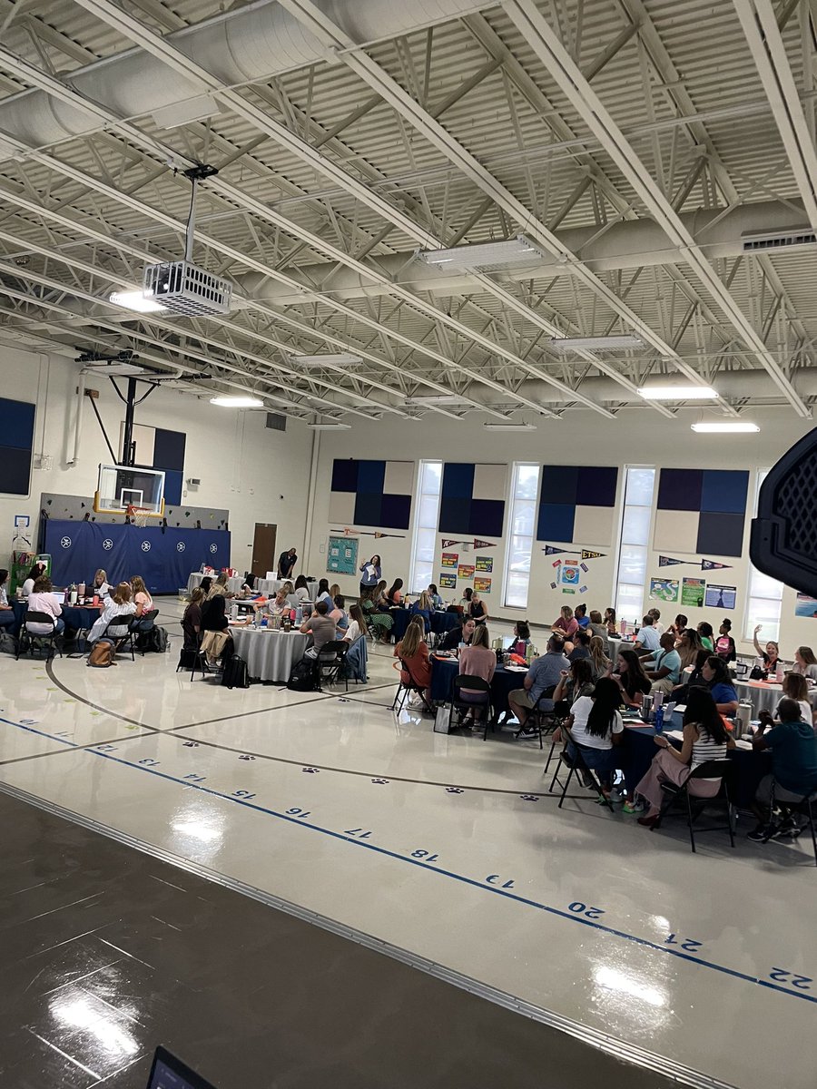 MsCodiCummings's tweet image. Our teachers have made meaningful connections and planned rigorously for the return of our students and a successful school year #thisisWB #thisisus