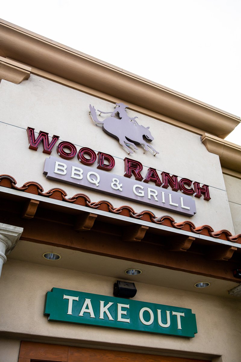 WoodRanch's tweet photo. Treat yourself to take-out tonight, you deserve it.π΄
Place your order online at: https://t.co/qu5jAR4pPR or call your preferred Wood Ranch location now to enjoy a stress-free, delicious dinner. π²
#woodranch #curbside #bbq #larestaurants #bbqla #bestbbqla #lafoodie #dinela https://t.co/0d1fqlc3HR