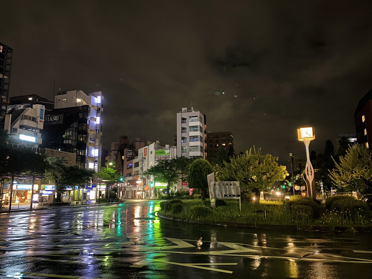 isomorphismay's tweet photo. Anoche a la medianoche 🌧 Last night at midnight 🌧 昨日の夜12時ぐらい。今週天気悪いなぁ。 https://t.co/nMXDqVYVxa