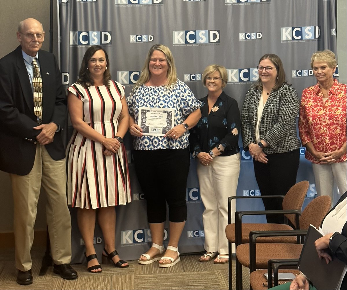 wmswildcat's tweet image. CONGRATS to Woodland’s amazing school nurse, Jenifer Cook, who received a #TeamKenton Award at this evening’s Board of Education meeting!  #WildcatPRIDE