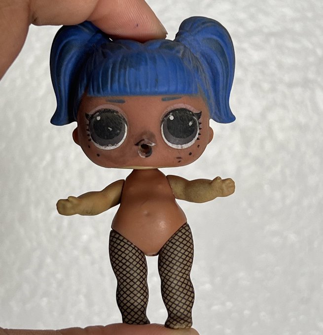 I found this little hoochie outside on the ground. I'm not one to slut shame, but someone is going to