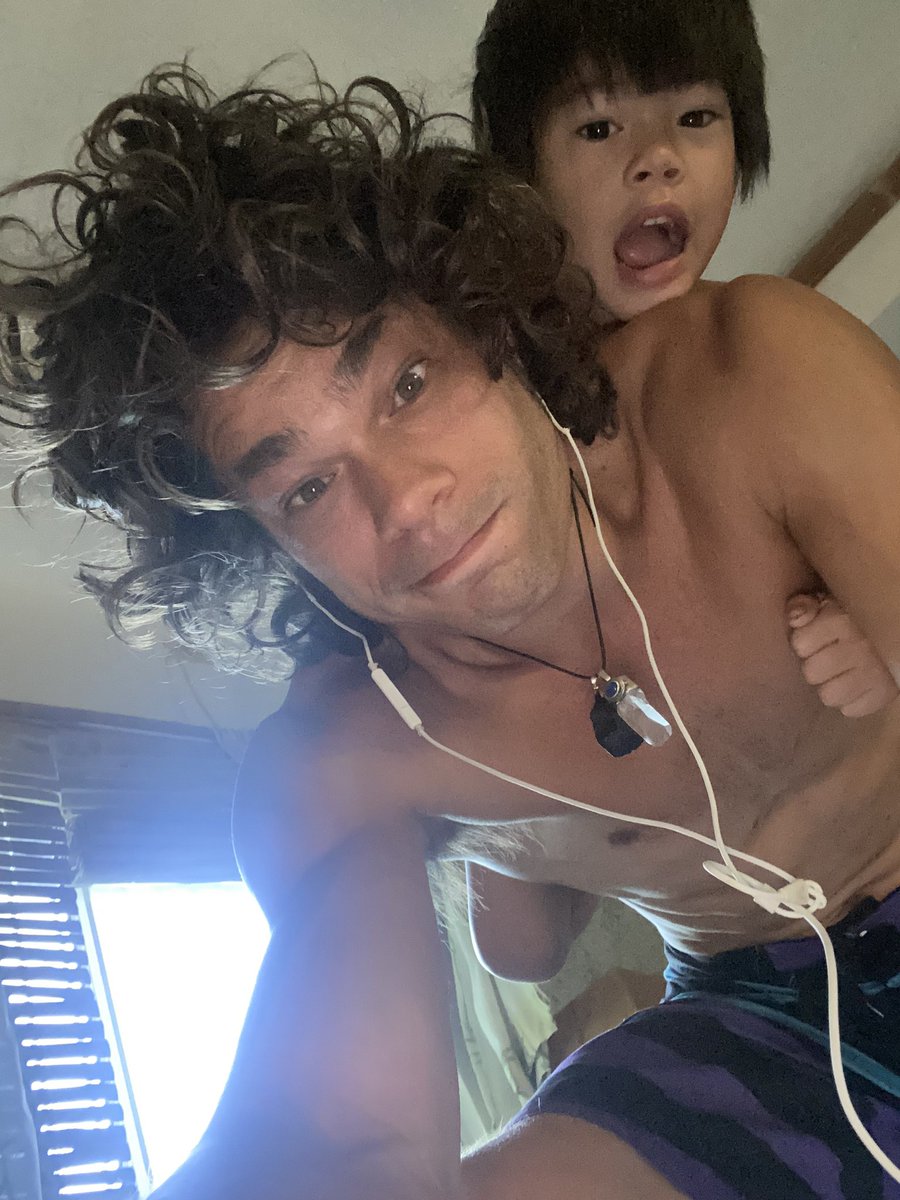 sdaniels009's tweet photo. Me waking up to listen to @idontexistTore podcast from yesterday and #stretch.
#wetime
๐ https://t.co/OAGvt0LdDV
