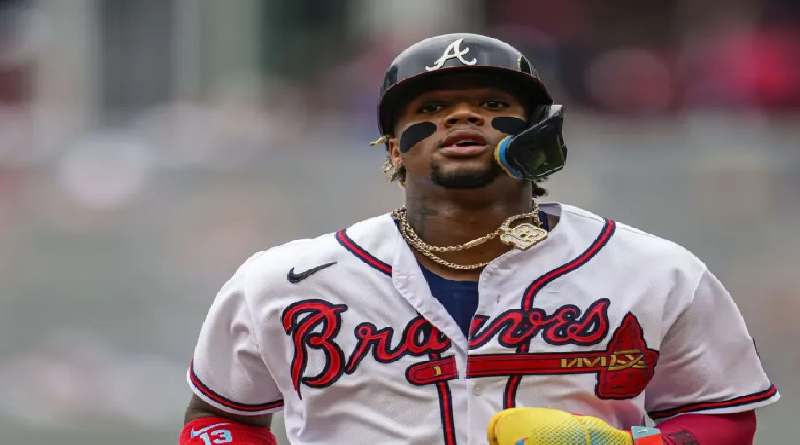 Ronald Acuña Jr. muestra su poder con el madero junto a Bravos

#BendicionesPresidente

vtv.gob.ve/ronald-acuna-m…