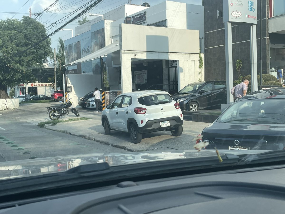 mario_juarez's tweet photo. Don Huevotes!
Av. México 2539, Ladron De Guevara, 44600 Guadalajara, Jal. @PoderAG_Jal @JaliscoVial @Trafico_ZMG https://t.co/lkLRxON5US