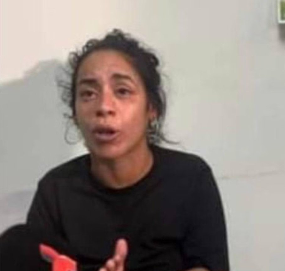 manuelernestopr's tweet photo. Ahora todos contra la madre pobre y aparentemente adicta de la niña de 13 años muerta en San Sebastián. Contra ella todo el peso de la ley, si es que vive. Pero les recuerdo Ana Cacho, de dinero, y @Justicia_PR ni de negligencia la acusó por caso Lorenzo. #doblevara #DobleMoral https://t.co/oKUYzzAjDp