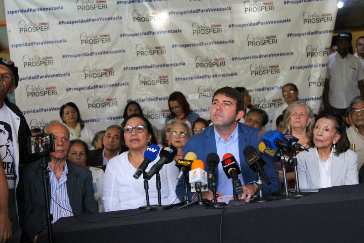 Inventaron decenas de ministerios que no sirven para nada, en lugar de ocuparse de los temas relevantes. Prosperi propone crear el Ministerio de la Tercera Edad y el Adulto Mayor para garantizar los derechos de nuestros pensionados y jubilados. #ProsperidadParaAdultosMayores