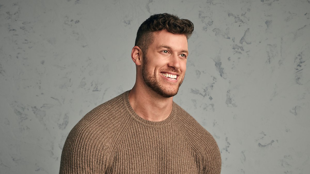 bracketologytv's tweet photo. No matter how this week goes, Charity will definitely handle Fantasy Suites way better than these three men did #TheBachelorette https://t.co/ukPHziiczj
