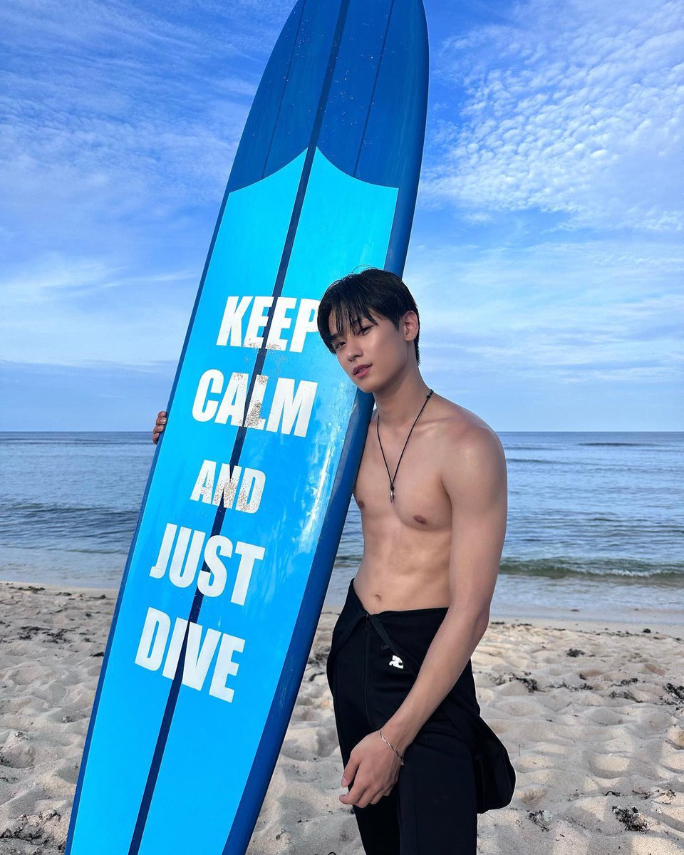 news] 230807 #주연 #더보이즈 <the boyz juyeon 'showing off his