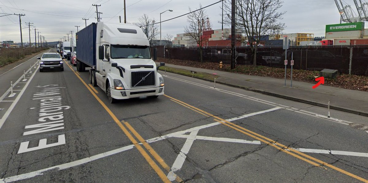 primarytyler's tweet photo. @tuckerhimself The Google Maps street view of the spot could not be more apt. https://t.co/x7WJxGWscE