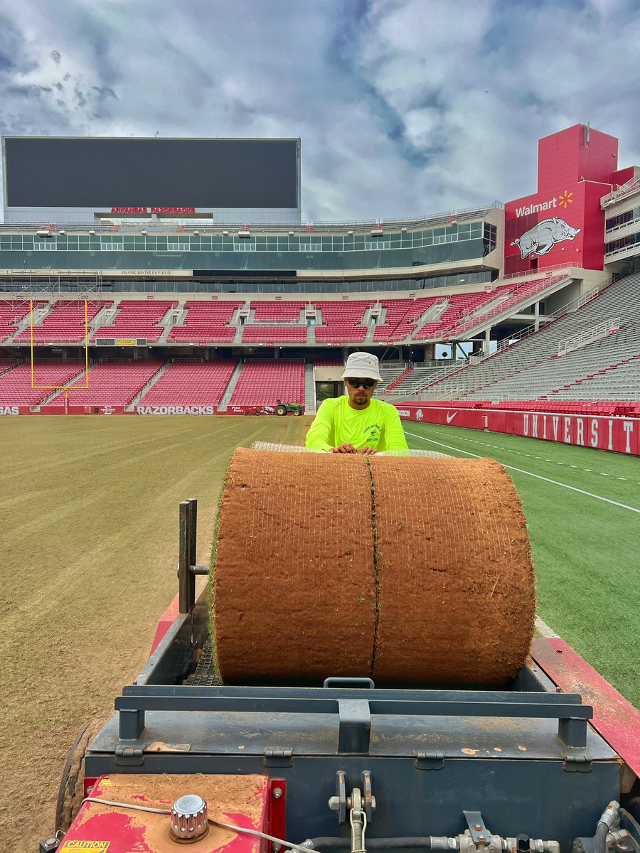 PollockLandscap's tweet photo. Sooie! Sprigging to help the Razorbacks get ready for the coming season .
.
.
#pollocklandscaping #fieldsbykp #sooie #razorback #tahoma31 #arkansas #sprigg https://t.co/cY6MZ0a1Df