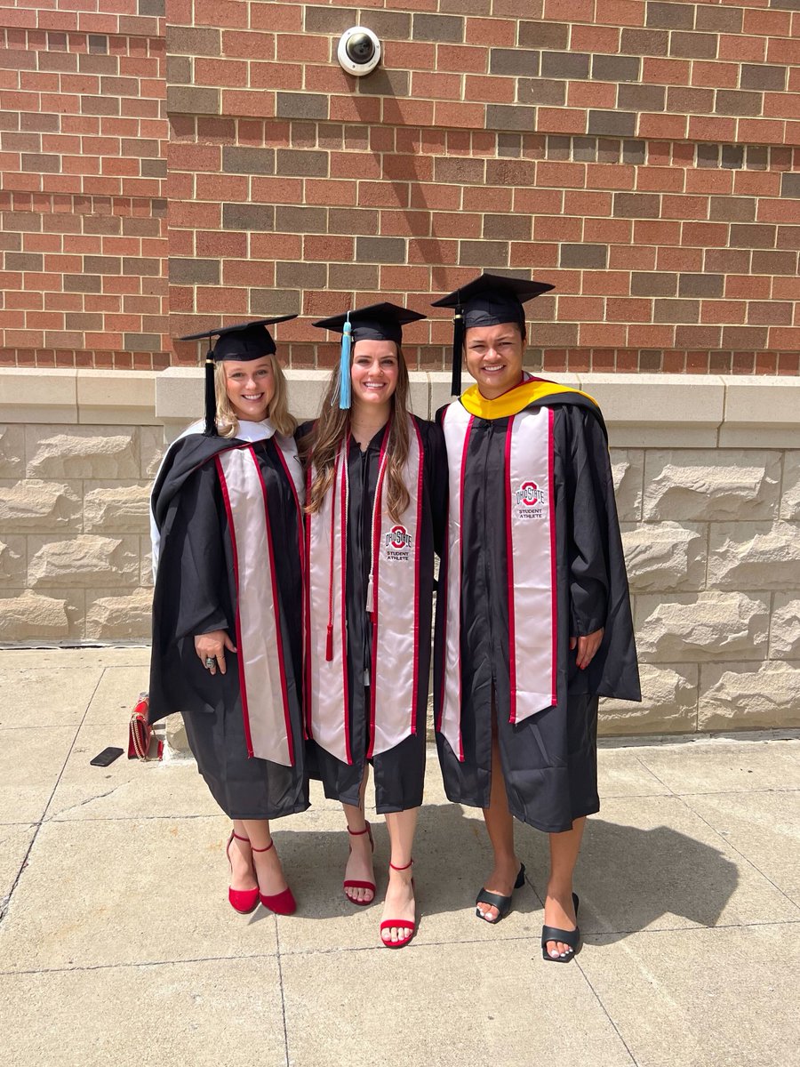 OhioStateWHKY's tweet photo. Shout out to our 2023 summer graduates 🎓👏

#GoBucks https://t.co/u5HDzpBDJm