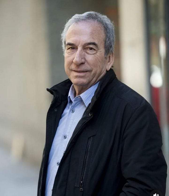 Se fue uno de los grandes. Mi solista español favorito de toda la vida.
Un velero llamado libertad y su versión navideña de mis favoritas.
Tuve la oportunidad de verlo en Atlapa. Al igual que Mecano hereda un gran repertorio en el pentagrama musical.